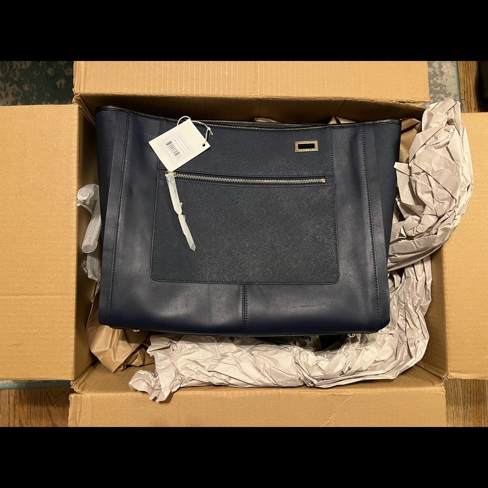 Lo & Sons Seville Prima Shell 13”